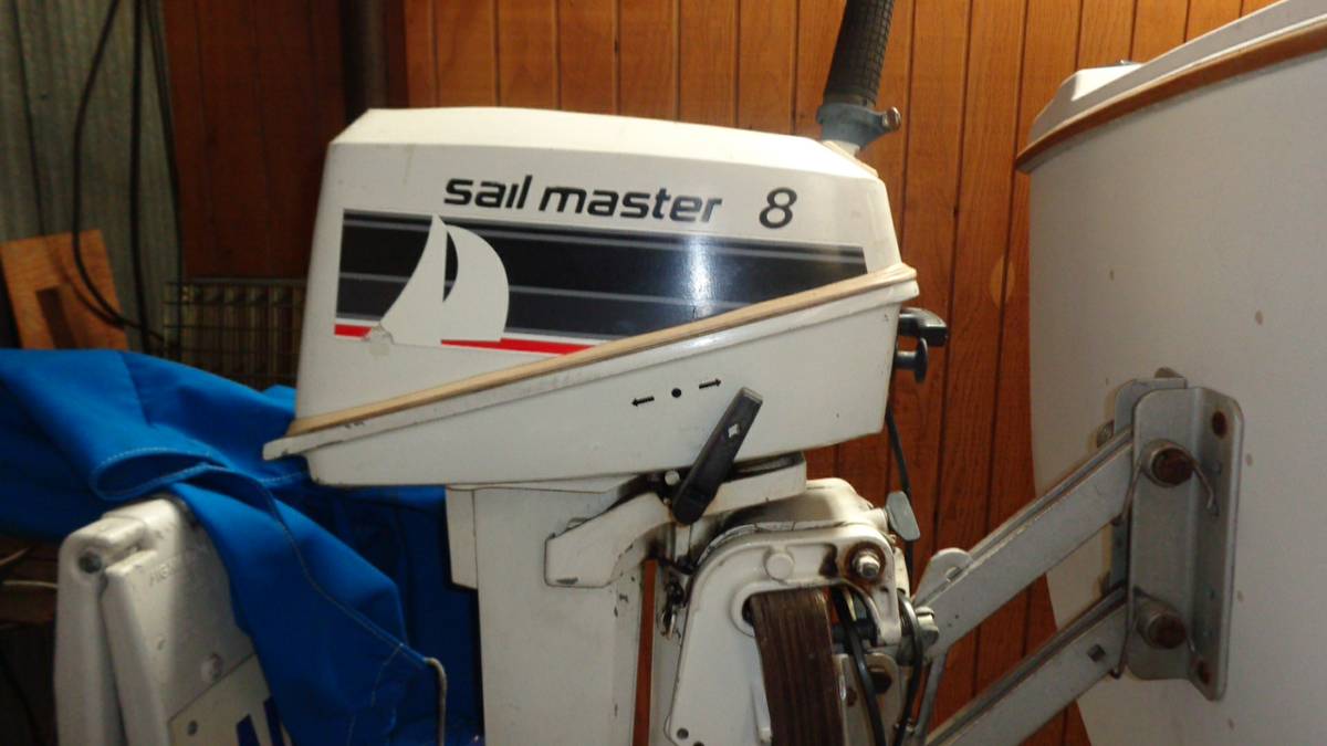 outboard motor sailboat controls