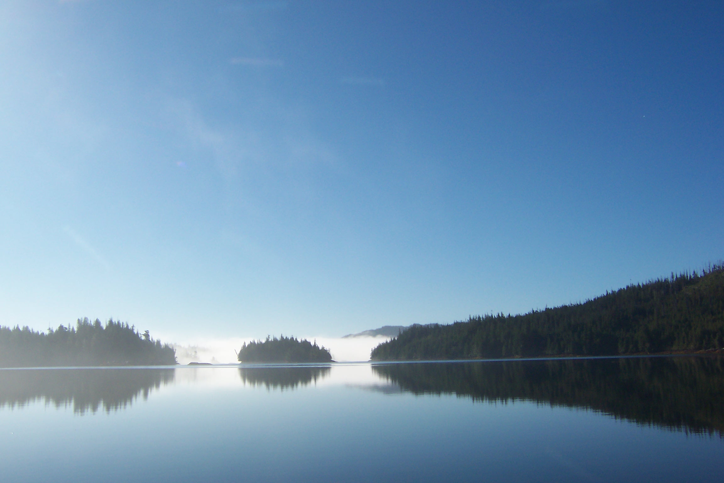 100_2210 - Sutherland Bay.JPG