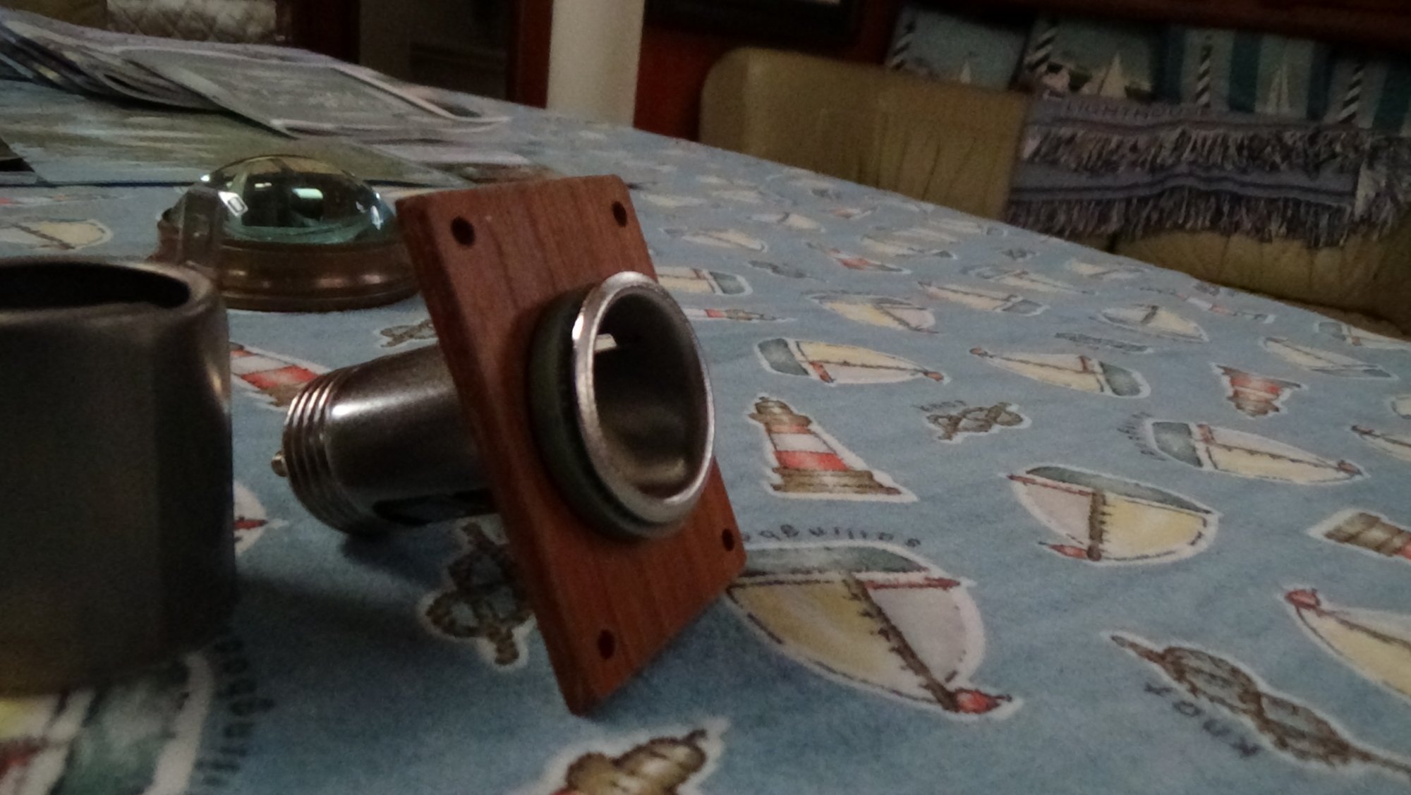 12v socket.jpg