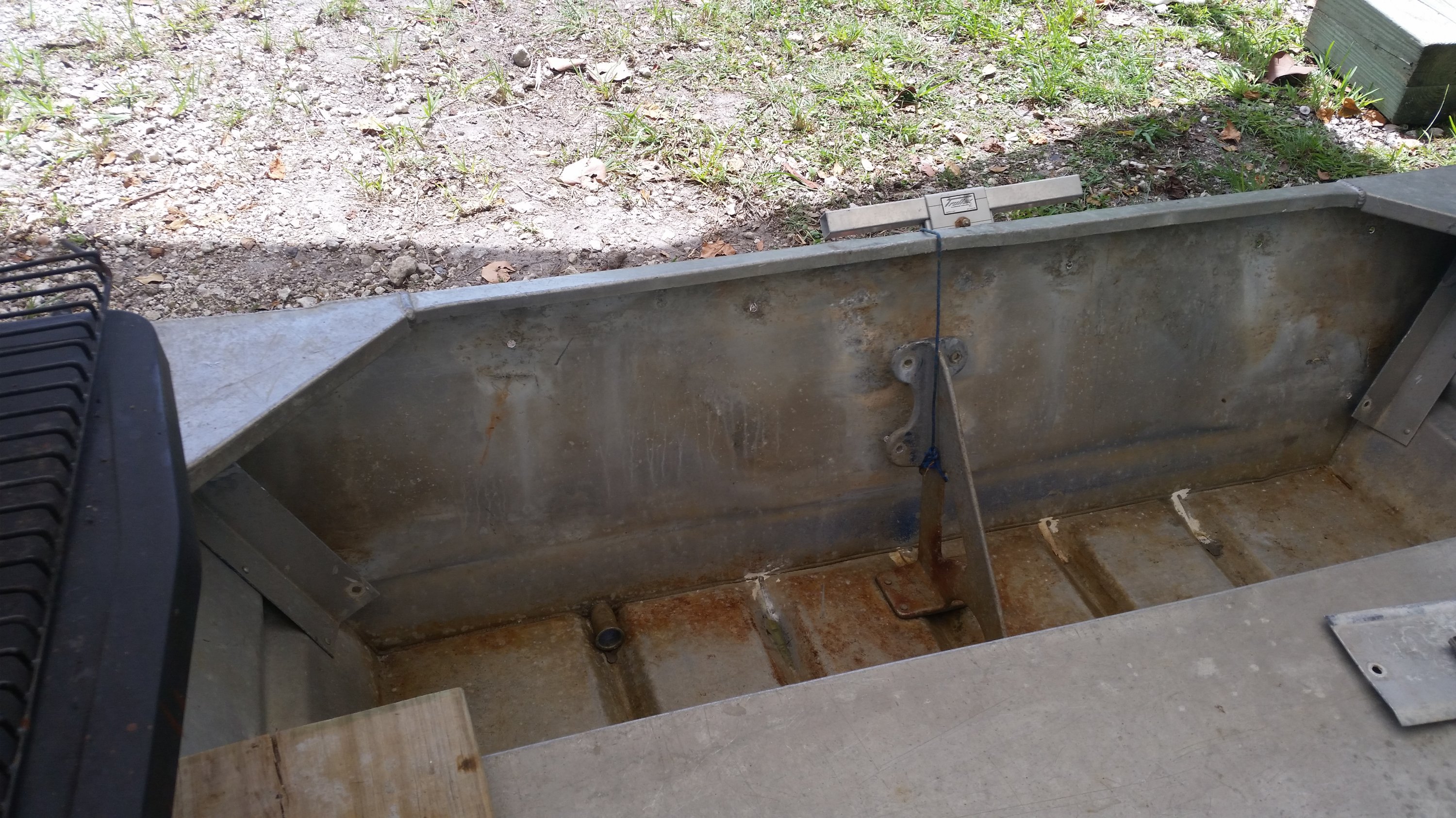 advice on jon boat transom repair if at all - the hull