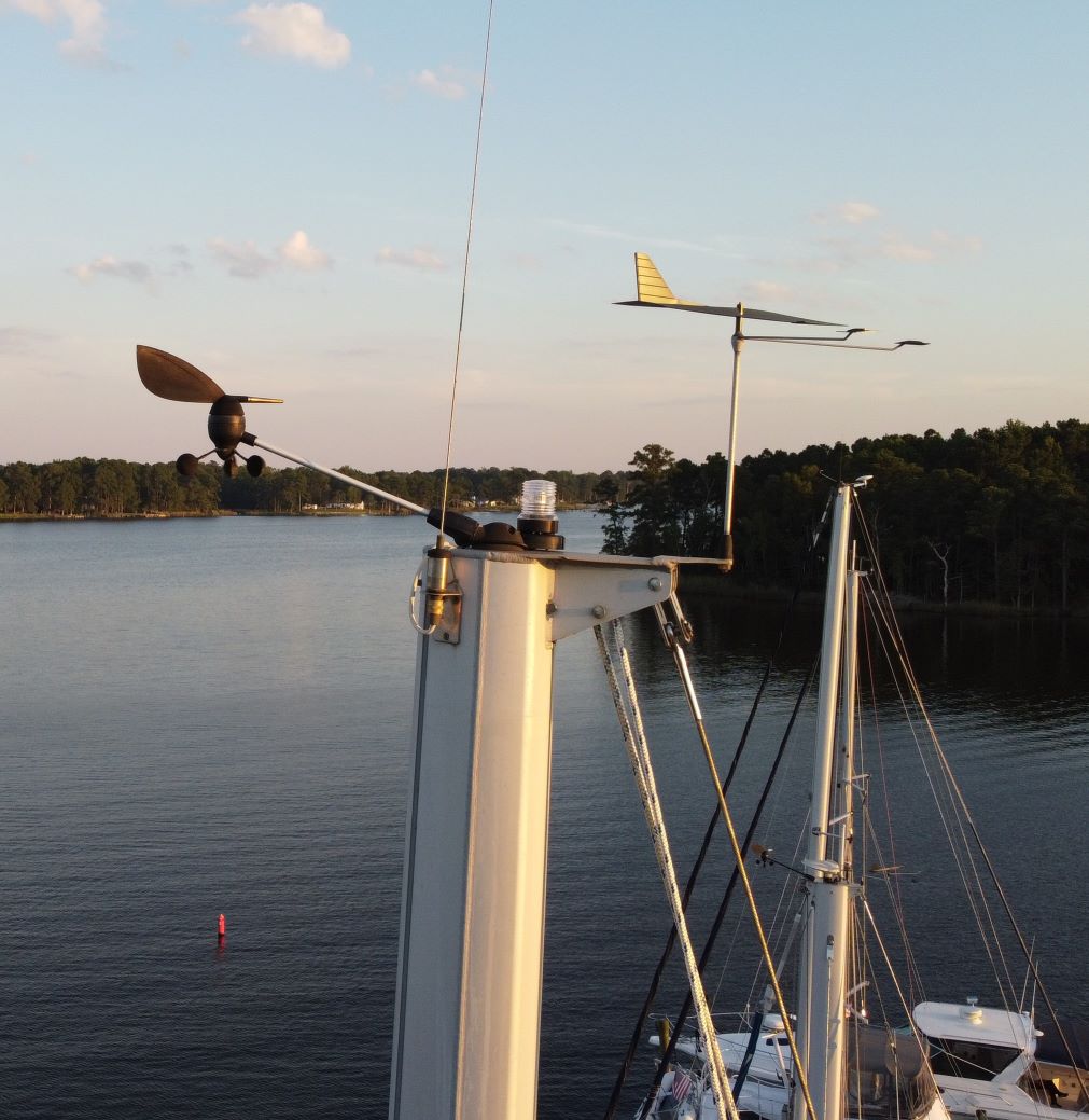 37.5 Mast Head 2.JPG