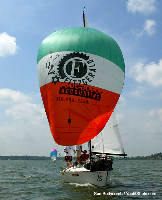4361 Outraje  2004.jpg