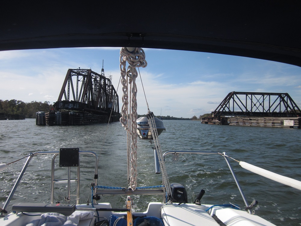 ABANDON RAILROAD BRIDGE ON THE ICW.jpg
