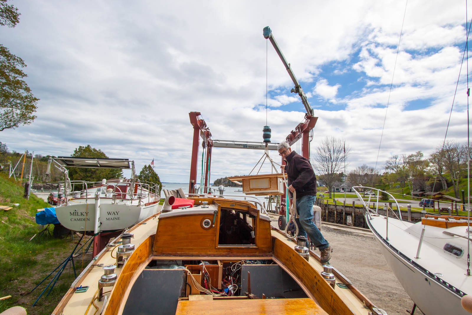 Aled guiding the cockpit into place (1 of 1).jpg
