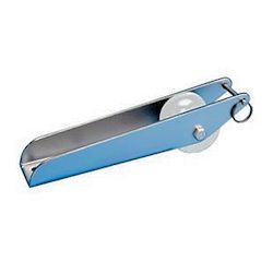 Anchor roller.jpg