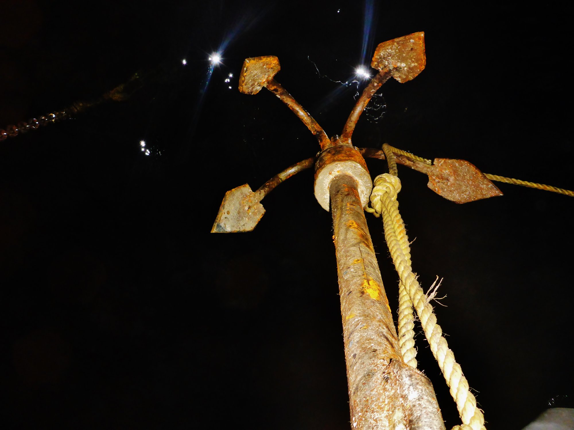 Anchor wrapped in chain, chaguaramas.JPG