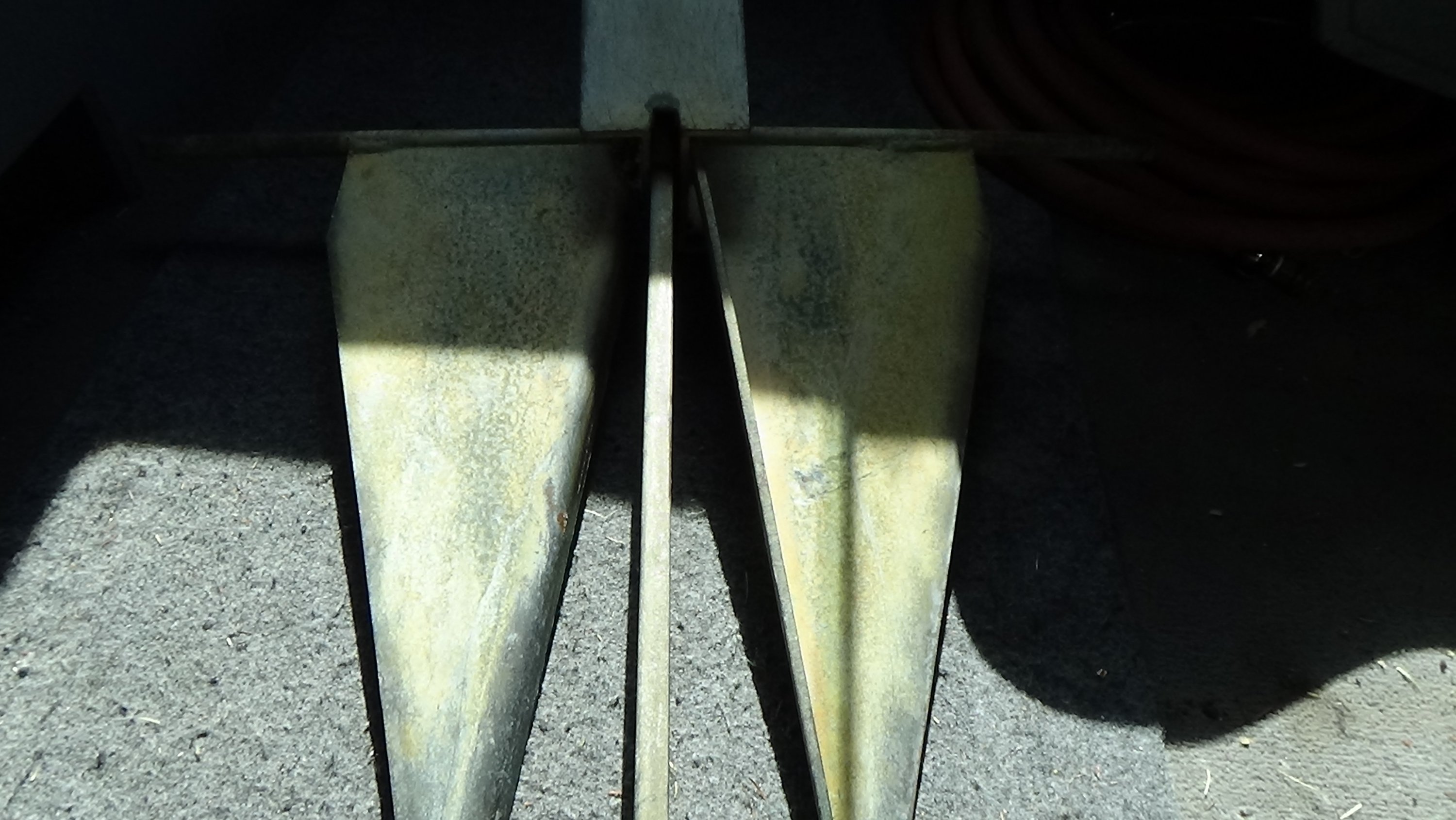Anchor1.JPG