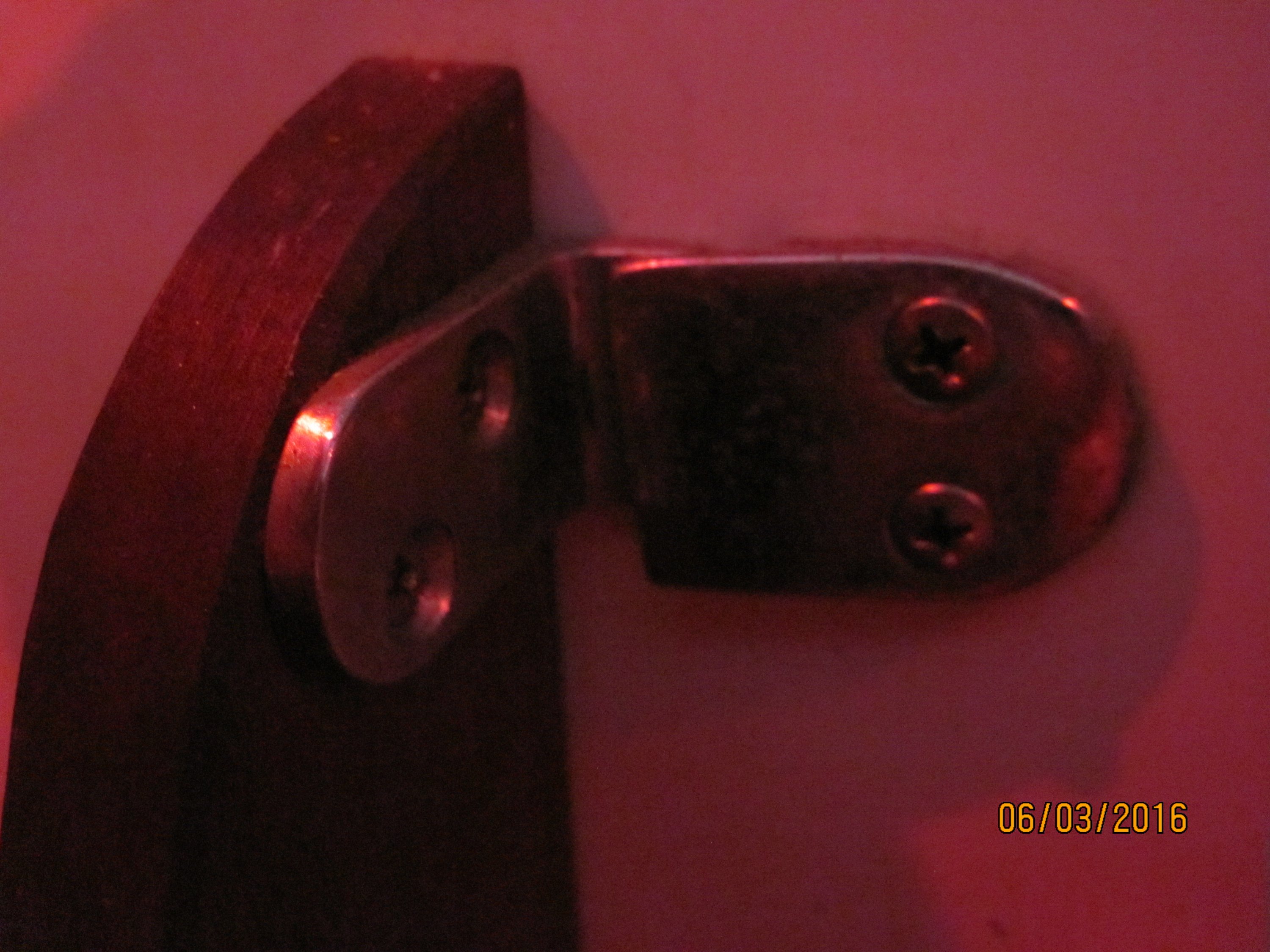 backrest bracket 05.JPG