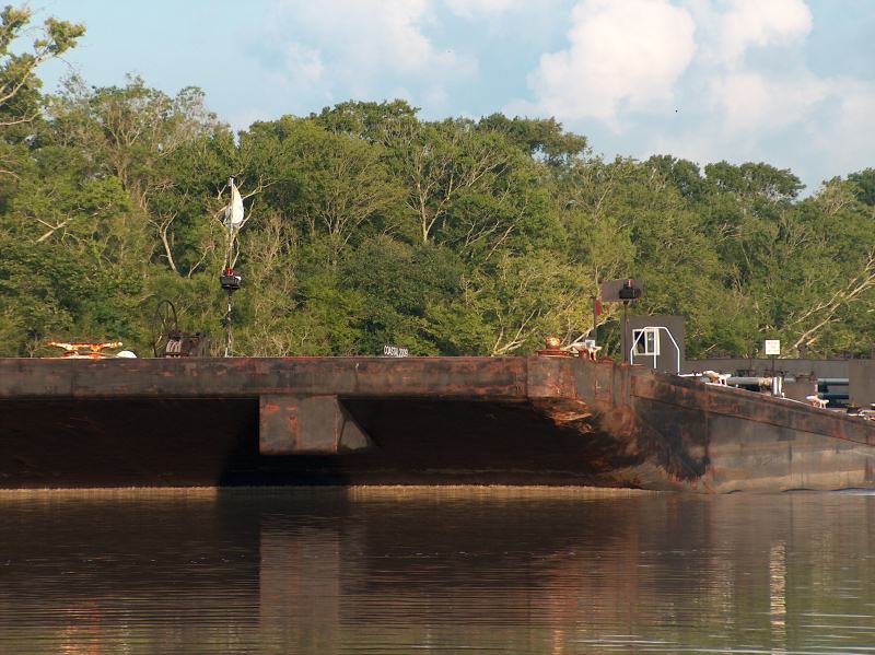 barge.jpg