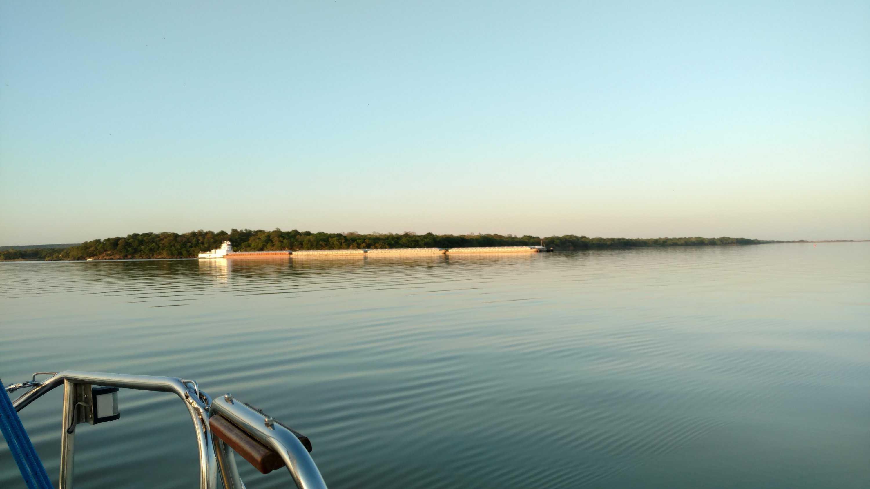 Barge traffic.jpg