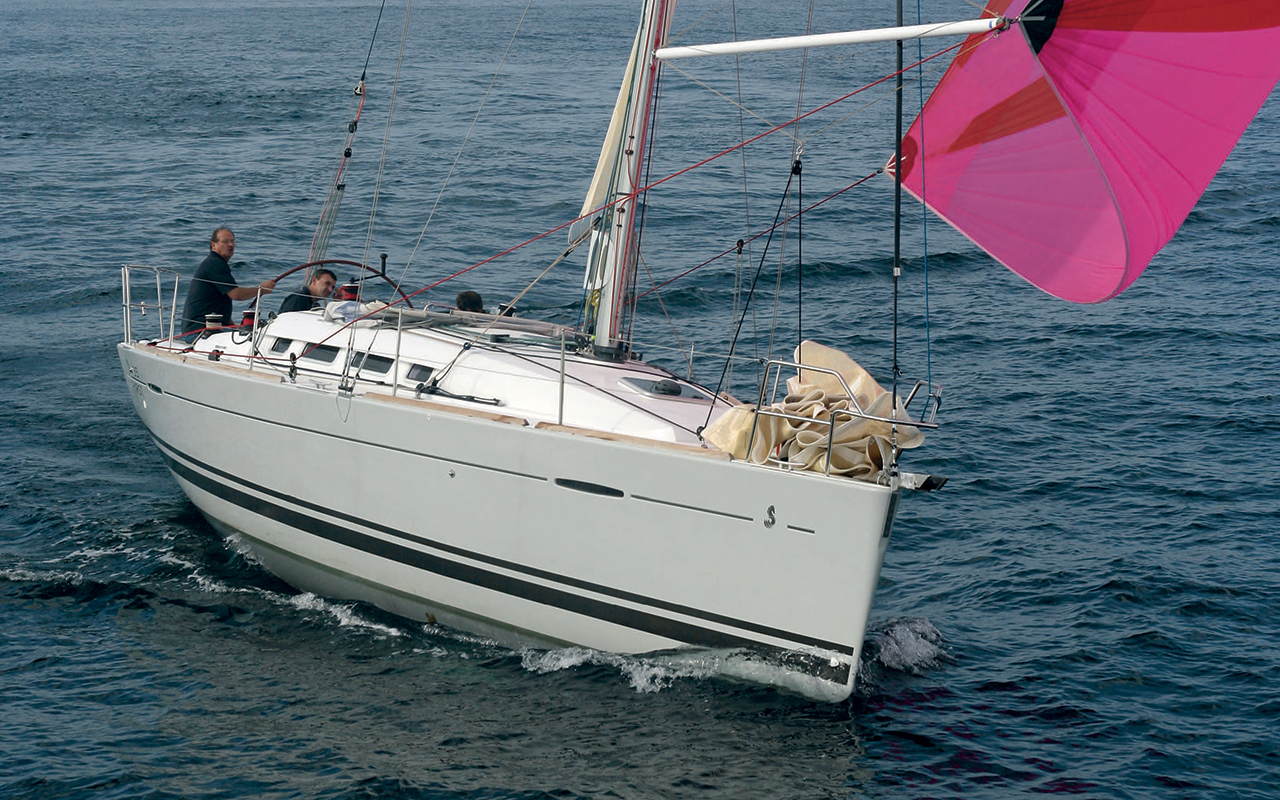 Bénéteau-First-35-review-external3-credit-Graham-Snook.jpg
