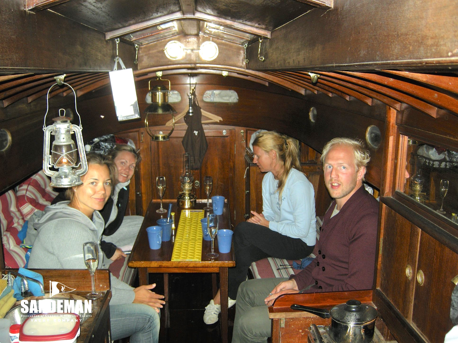 Boat cabin .jpg