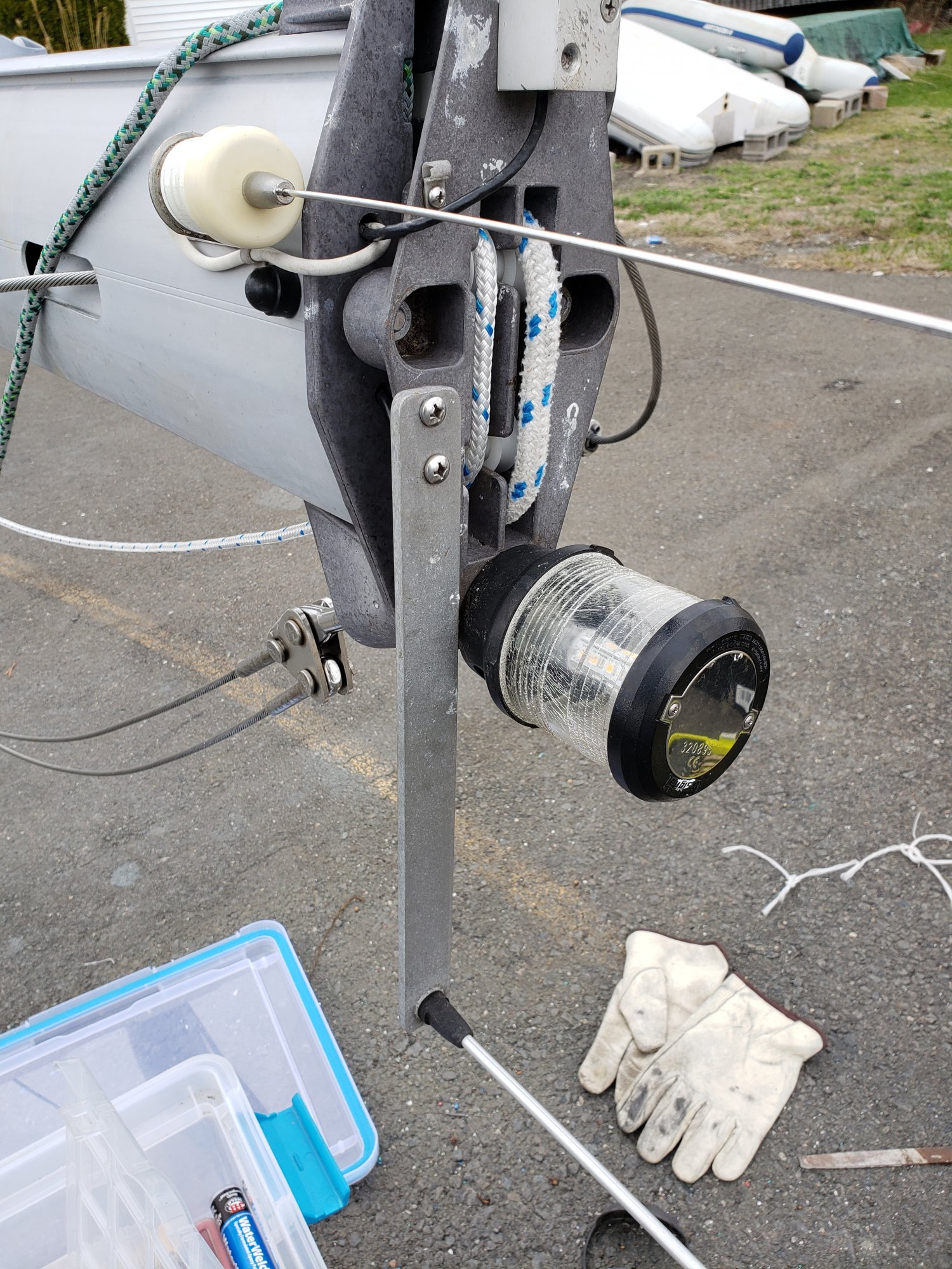 sailboat steaming light vs anchor light