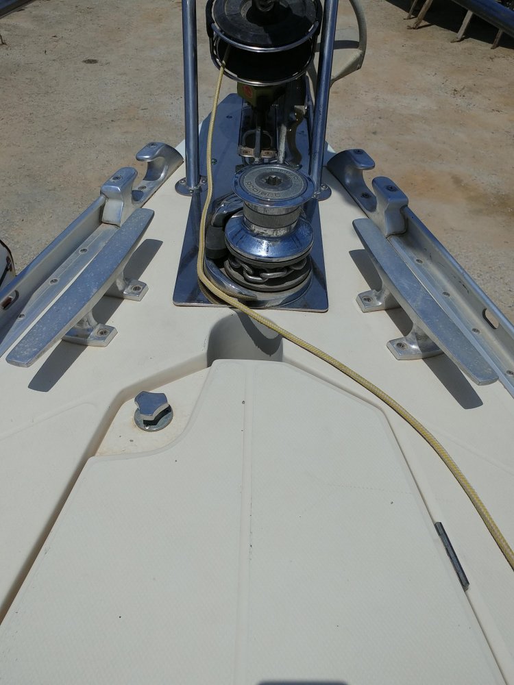 bow anchor windlass.jpg