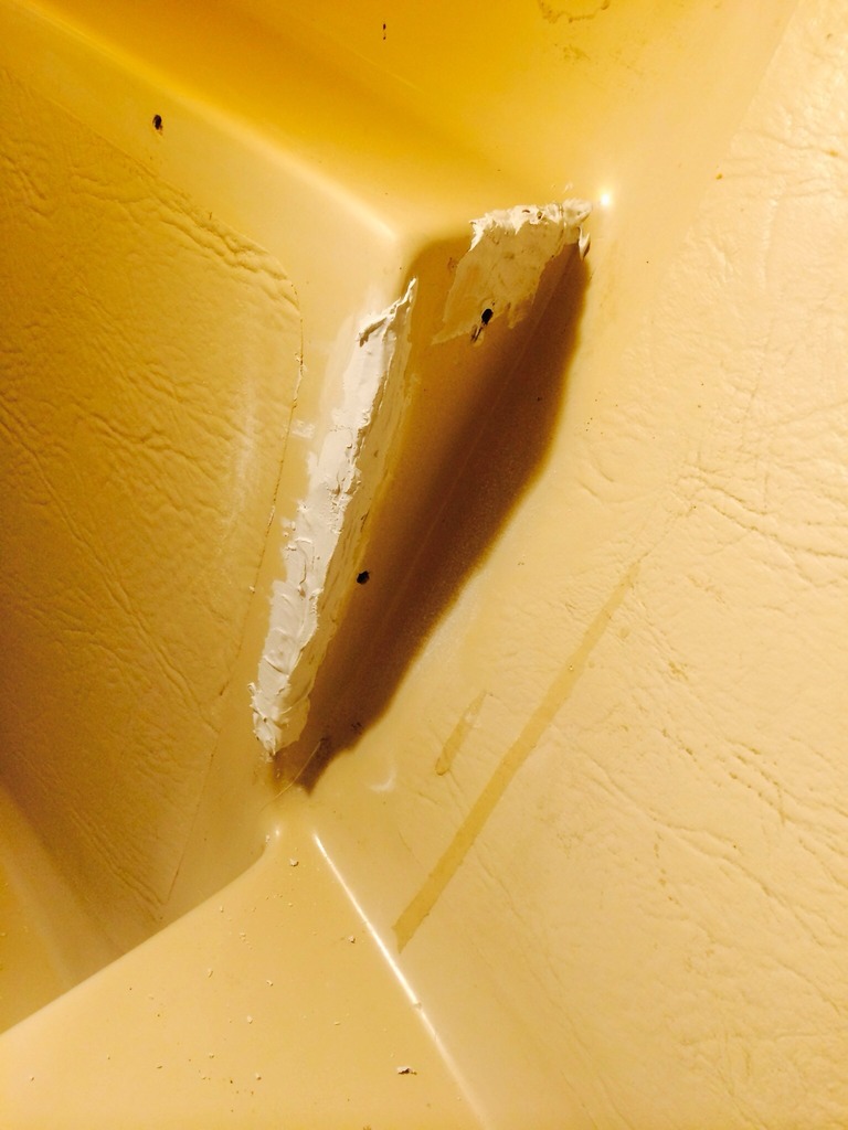 Cabin gelcoat Void filling port fwd bulkhead corner.jpg
