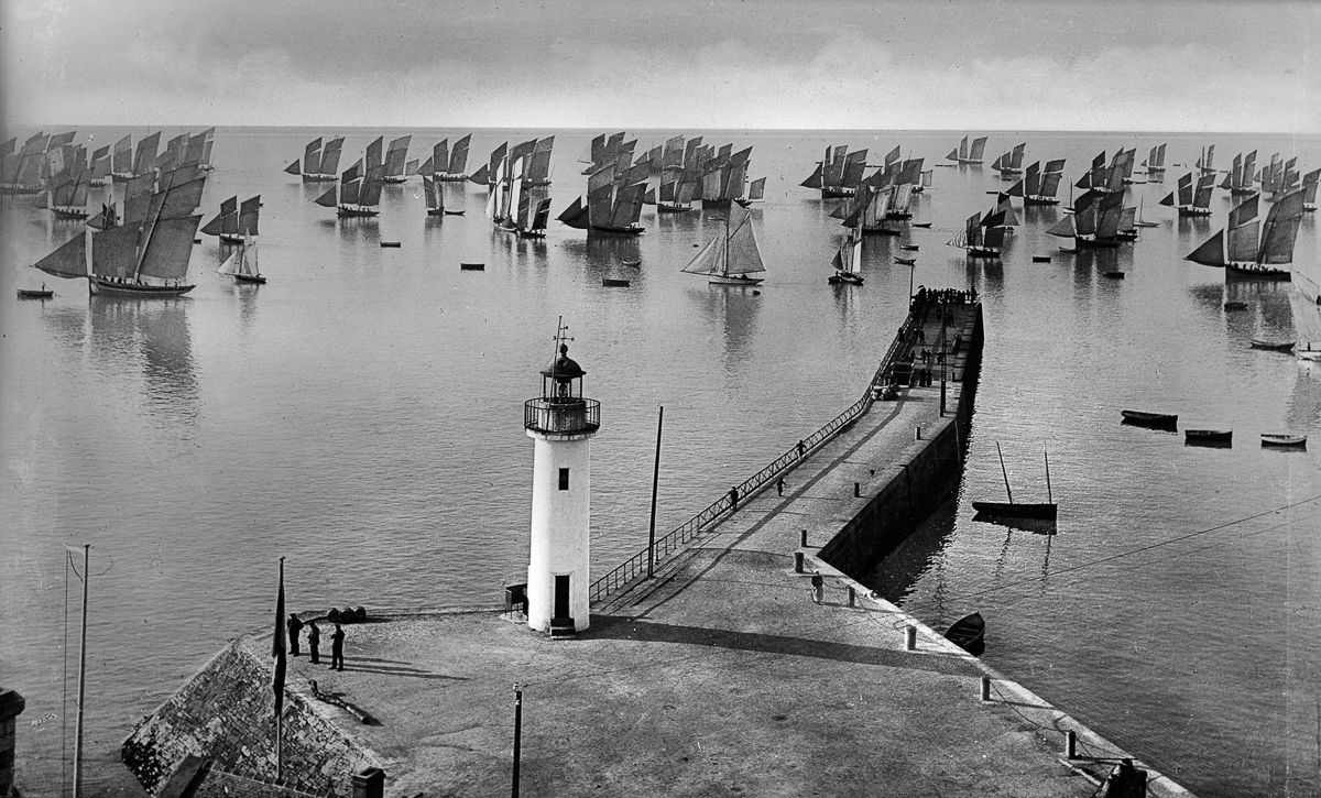 Cancale 1900 expanded.jpg