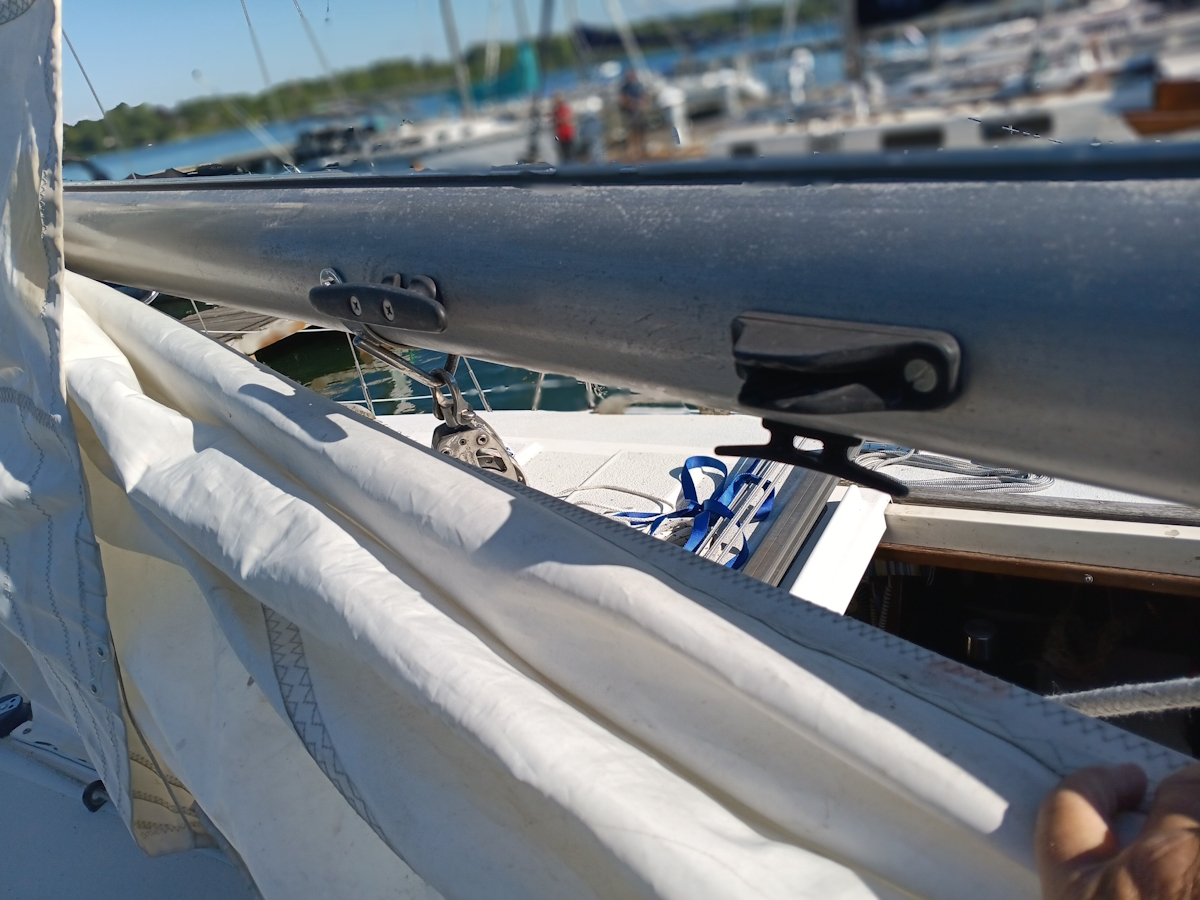 Cleats for outhaul.jpg