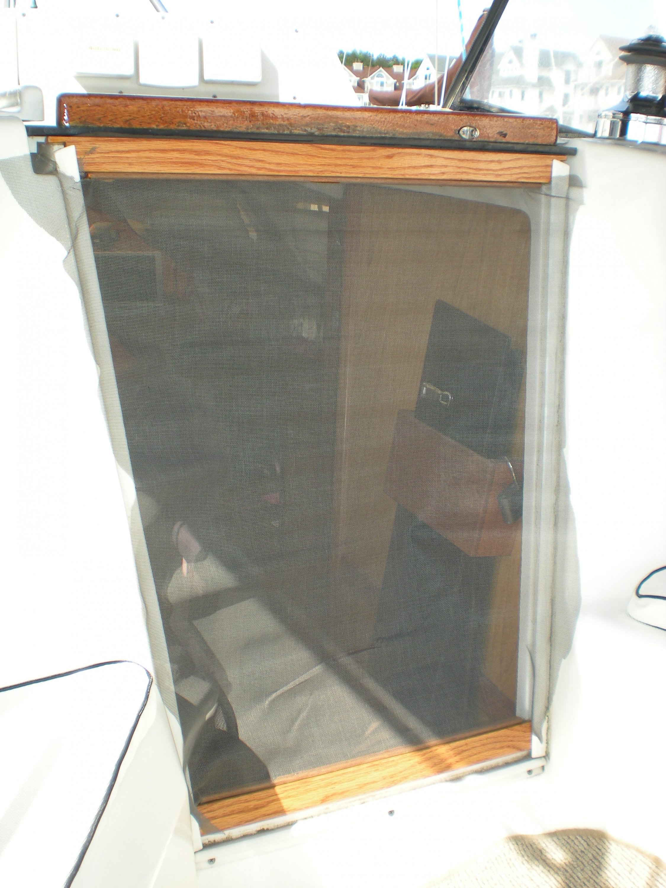 Companionway screen.JPG