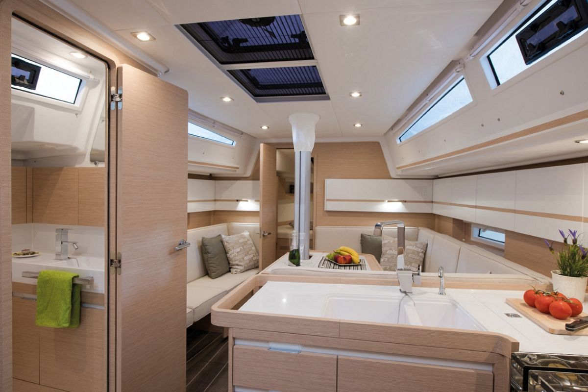 elan-yachts-s5-sailing-boat-19.jpg