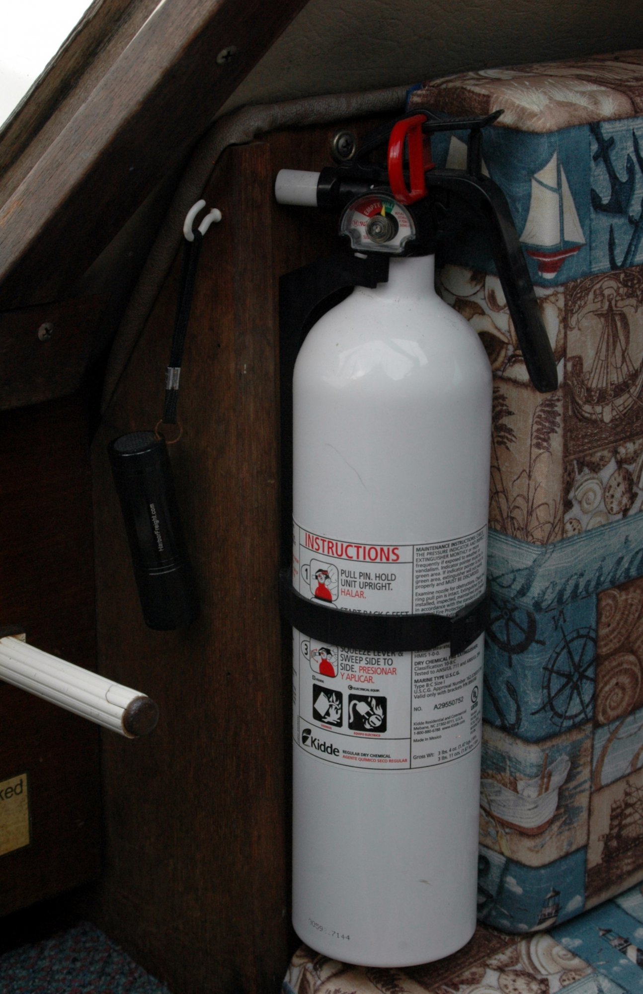 Extinguisher and redy led lite.JPG