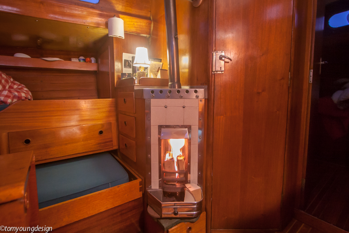 Fireplace, lamp_.jpg