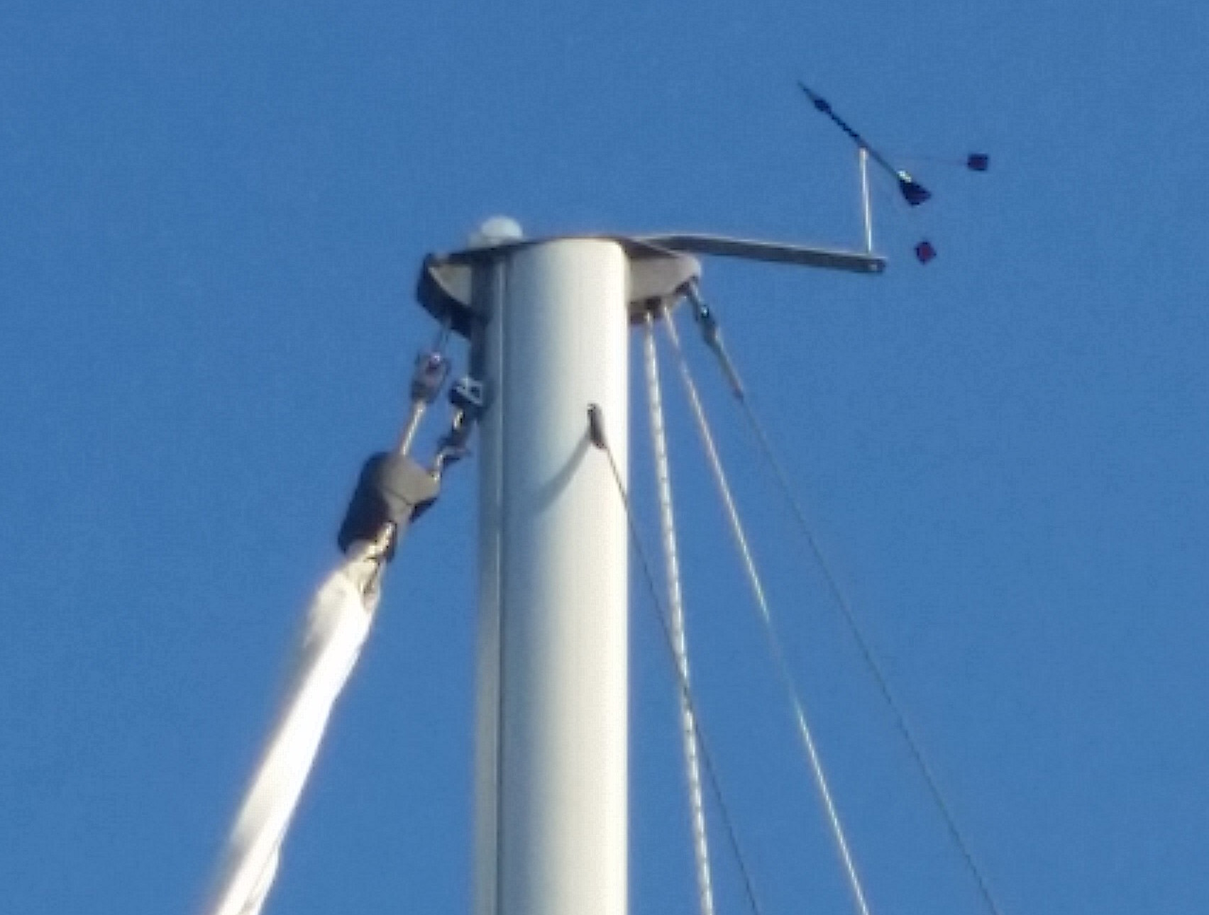 Help with Hood 810 LD diagnosis/repair Sailboat Owners Forums