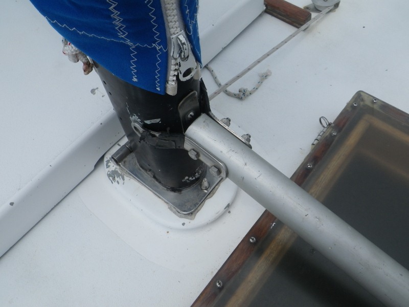 ginpole mast.jpg