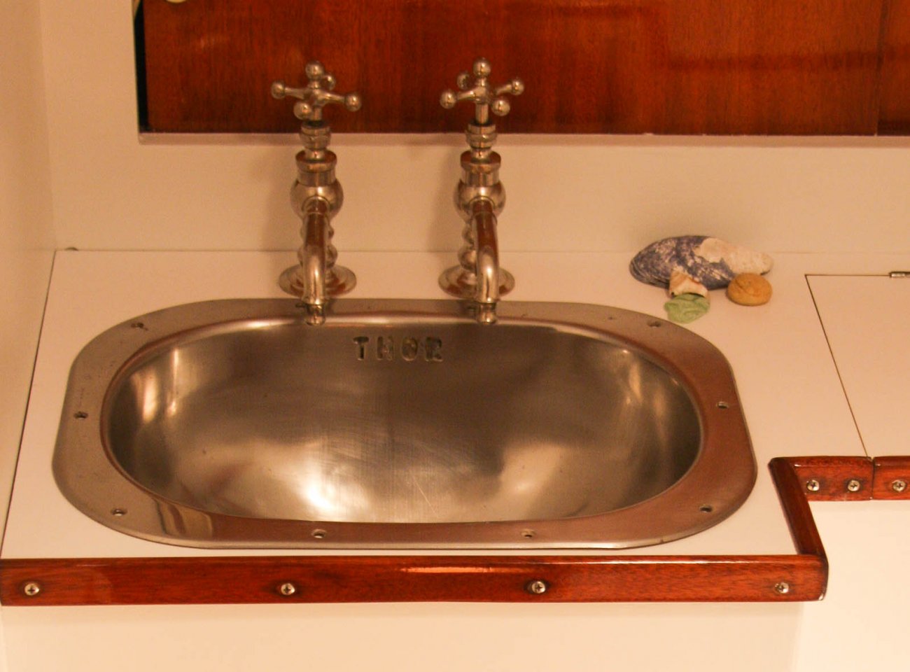 Head Thor sink, fixtures (1 of 1).jpg