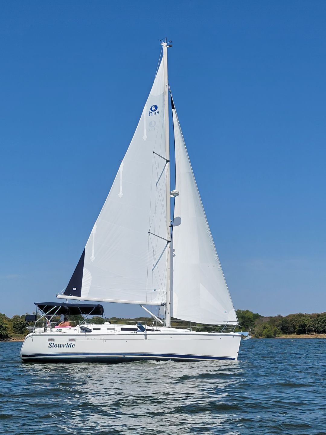 Has anyone used short vertical battens on a Doyle Sail on a Hunter with