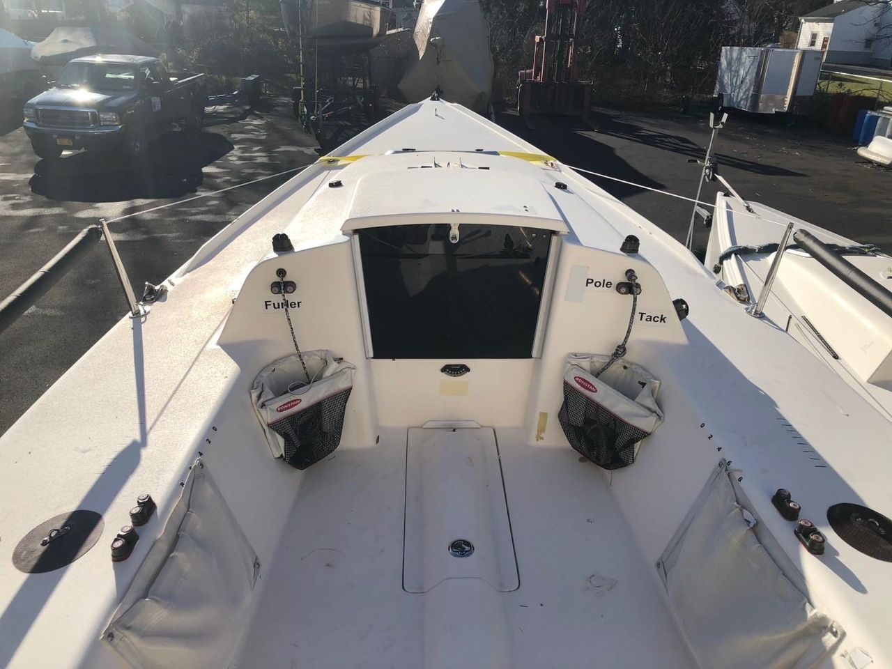 j70cockpit.jpg