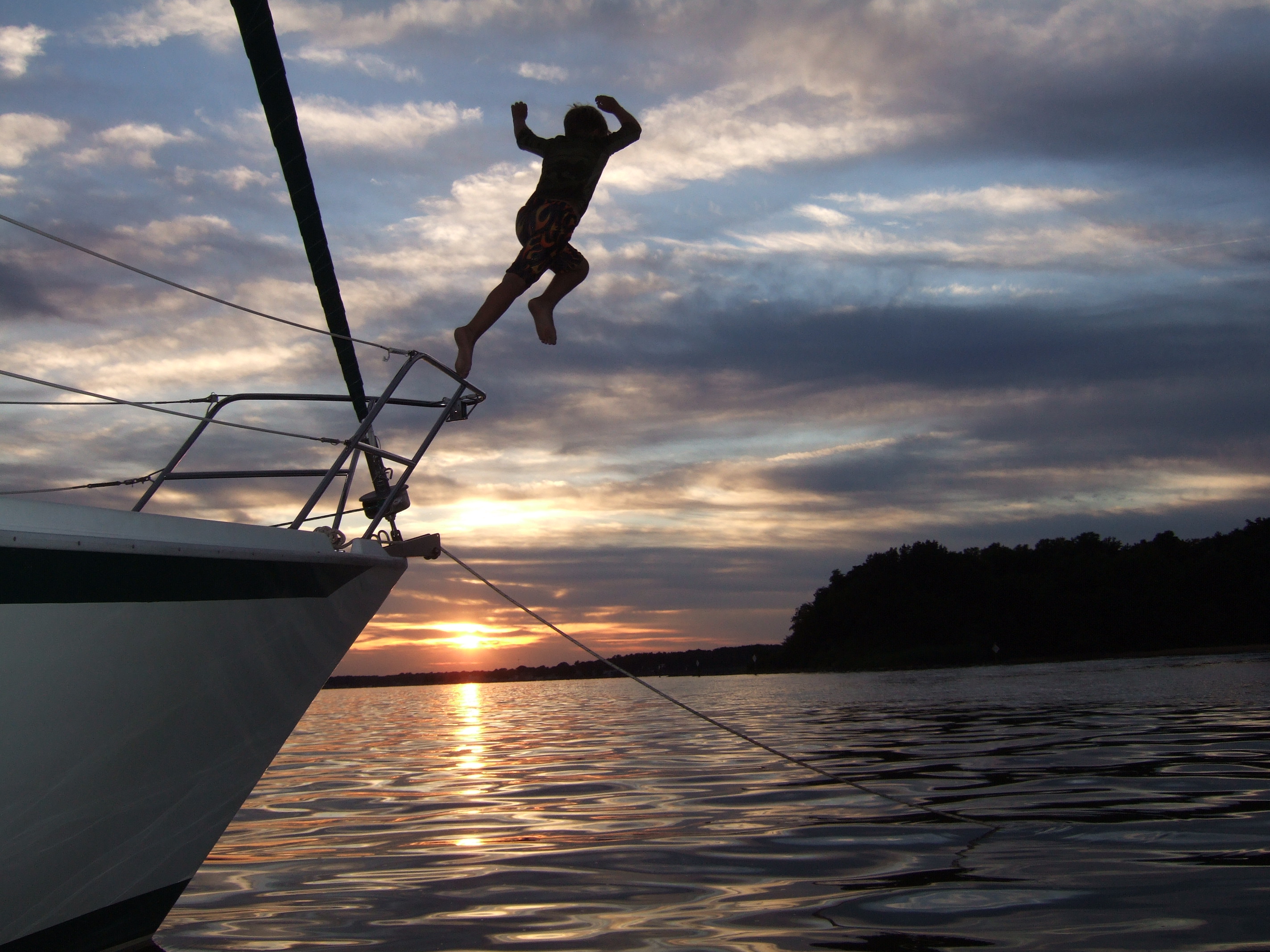 Jul 28 warm summer eve- tuc sunset jump).JPG