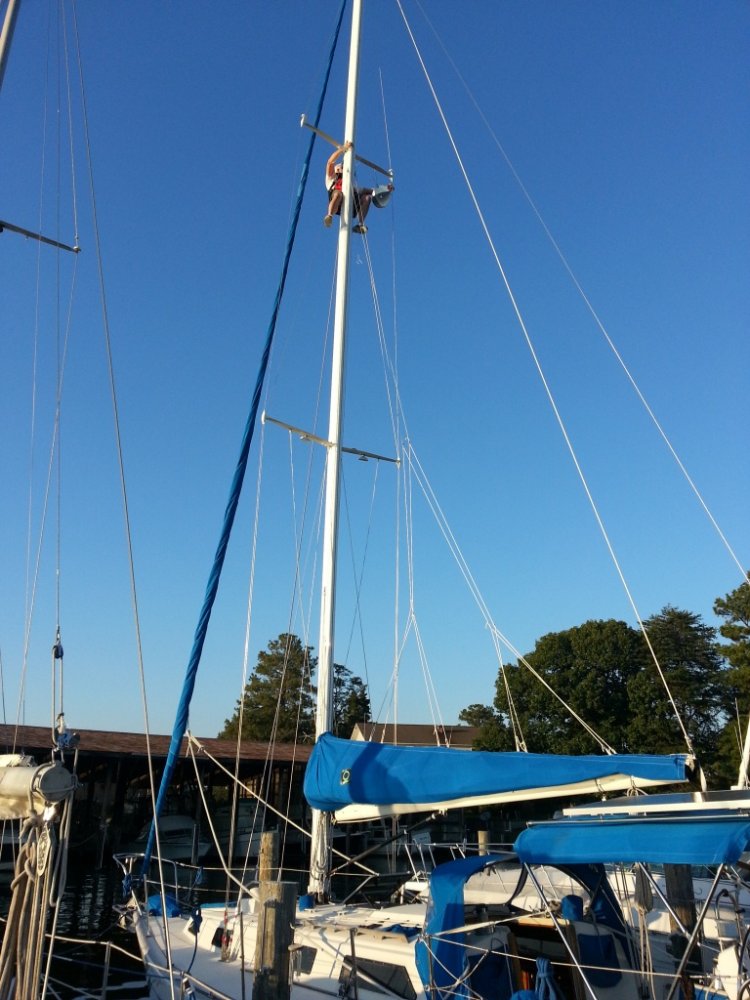 Kappy_up_mast_wide_shot_20130927.jpg