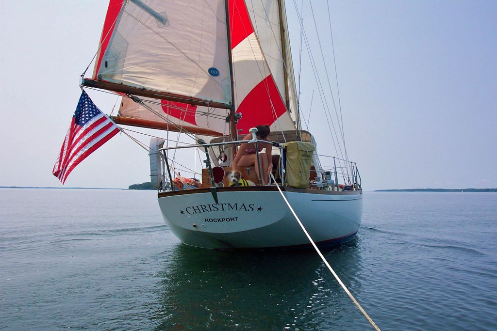 Light air sailing.jpg