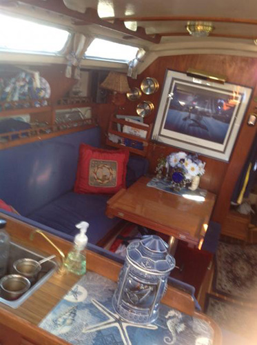 liveaboard.jpg