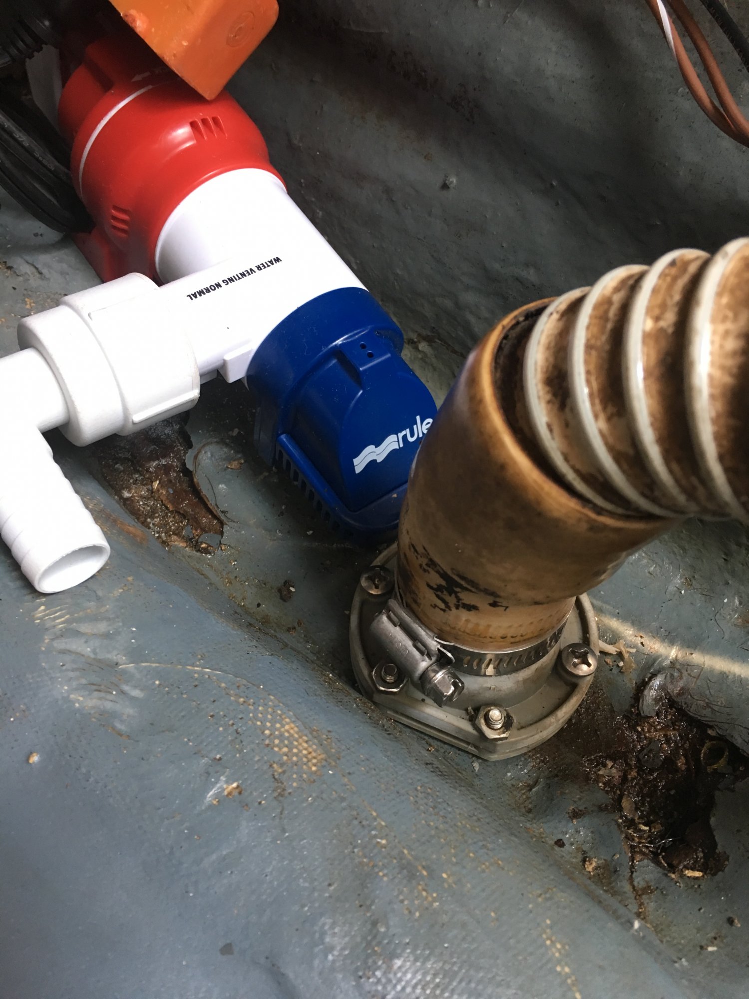 LOW PROFILE BILGE PUMP 1.JPG