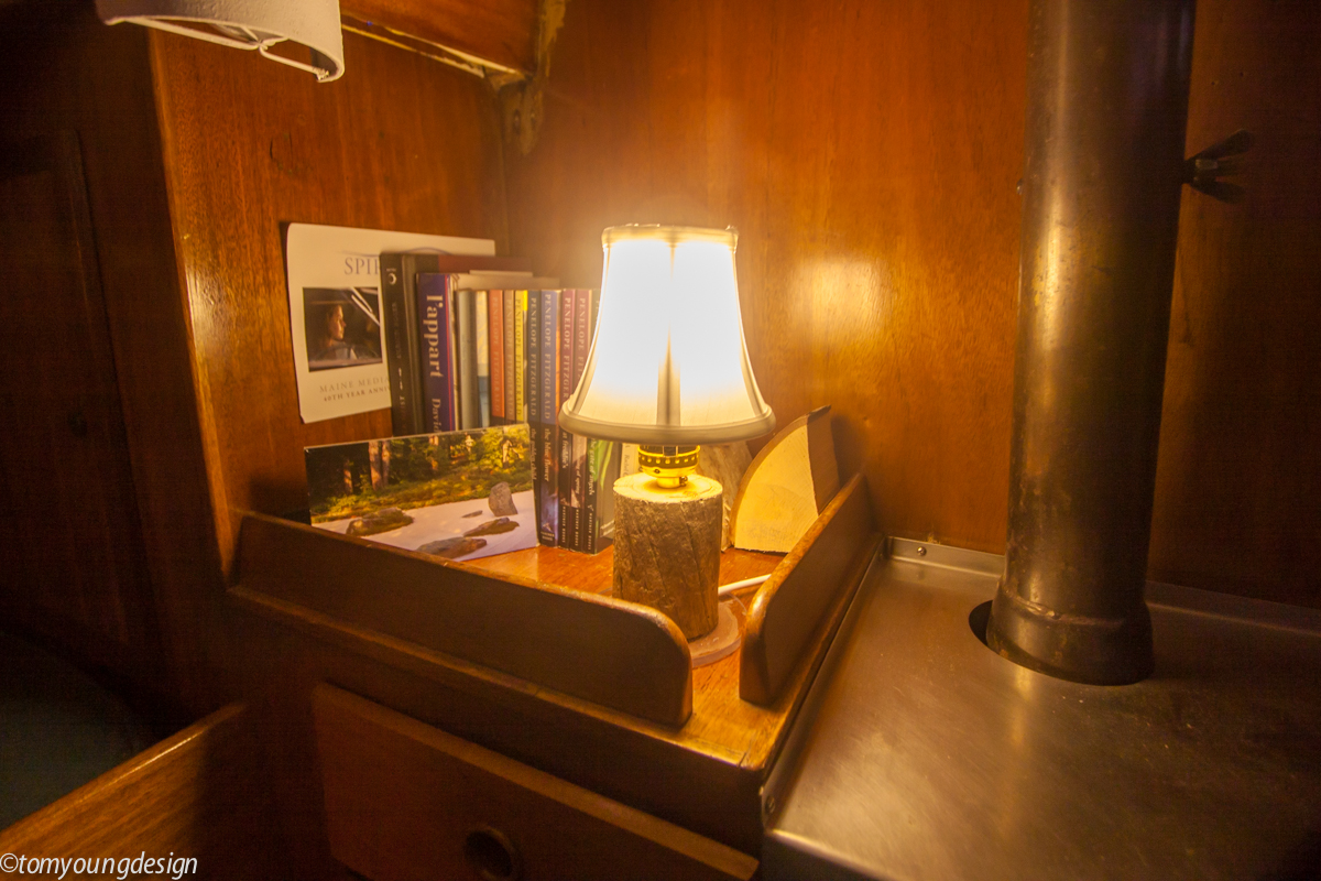 Marine table lamp._.jpg