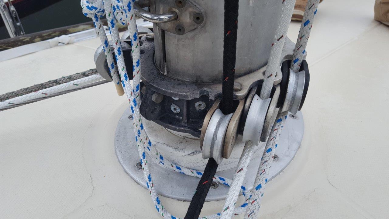 mast base organizer small.jpg