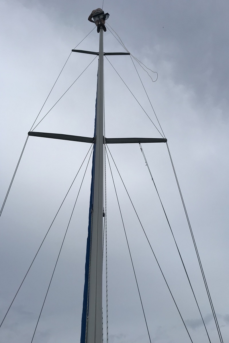 MAST CLIMB2.jpg