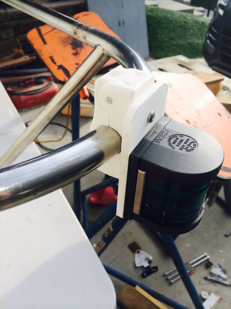 Nav Light Mount.jpg