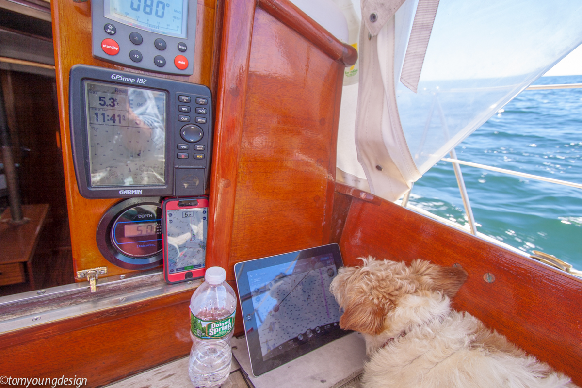 Nav station.jpg