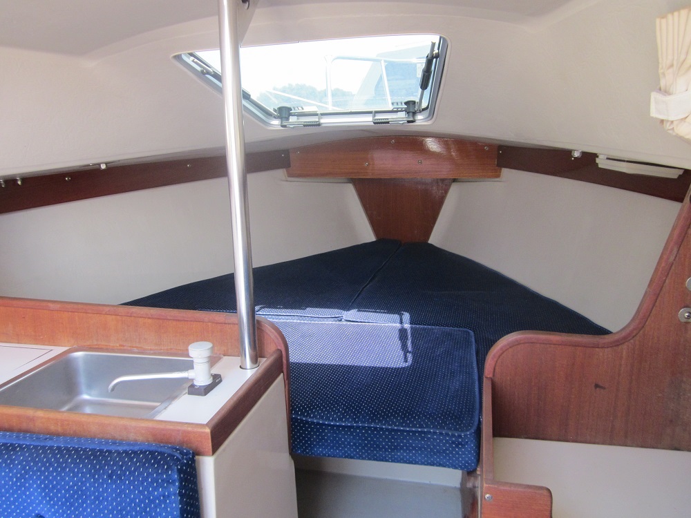 NEW DESIGN STOCK INTERIOR 03.jpg