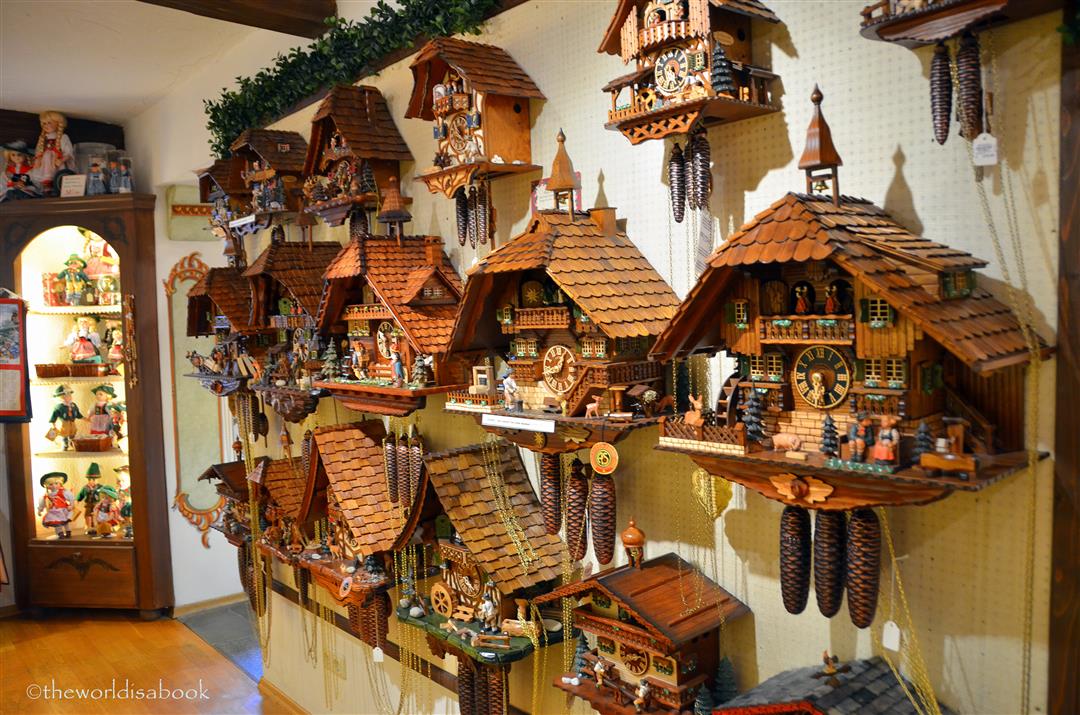Oberammergau-cuckoo-clocks.jpg