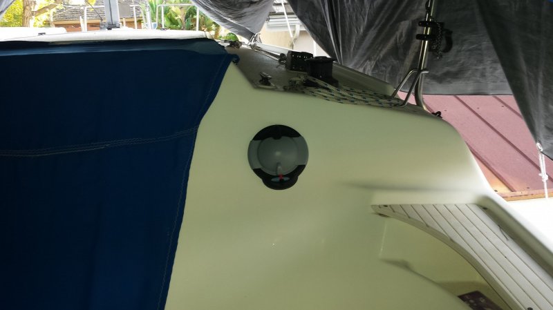 Plastimo Contest 101 Compass.jpg