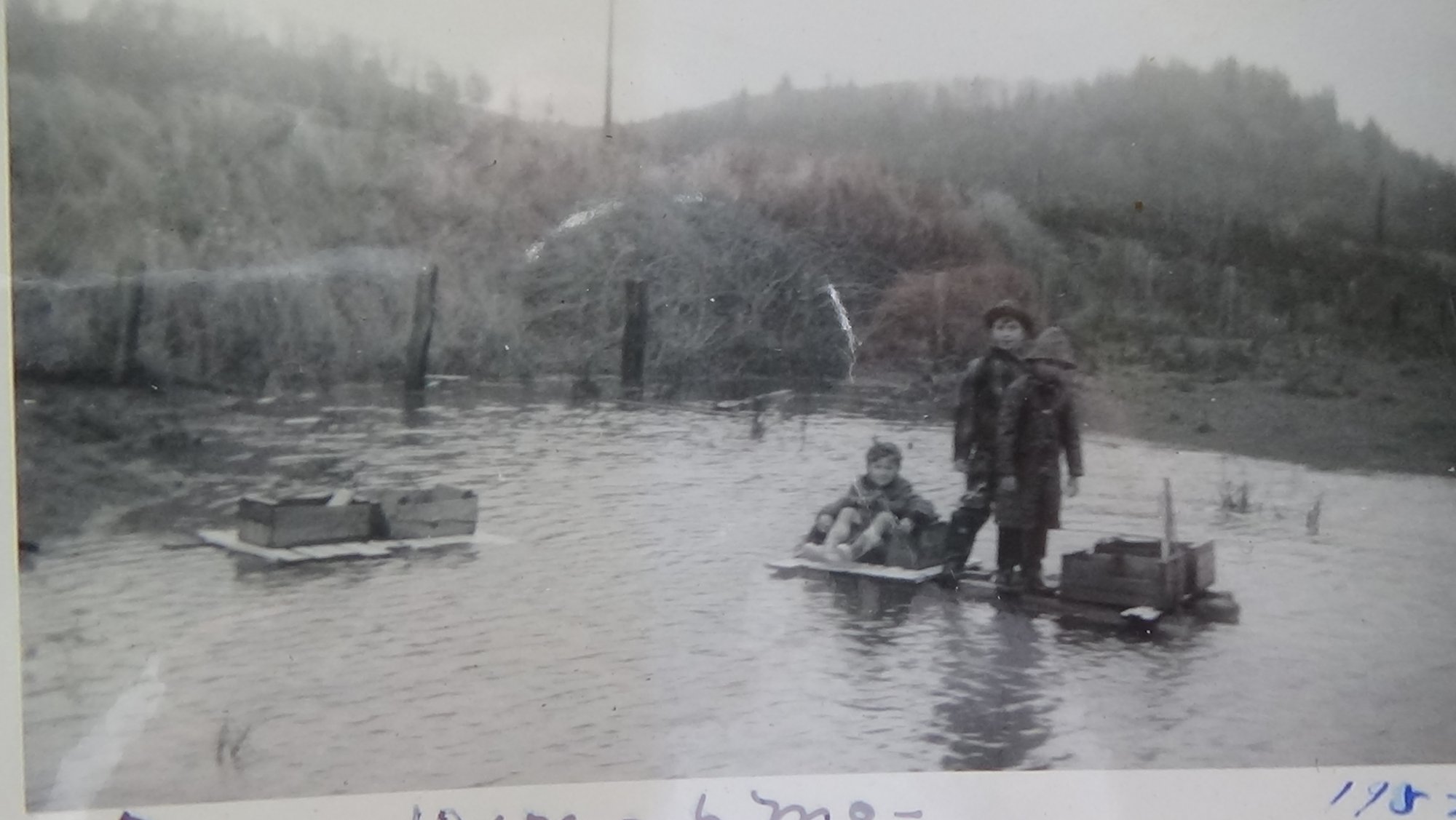 Pond Raft2.JPG
