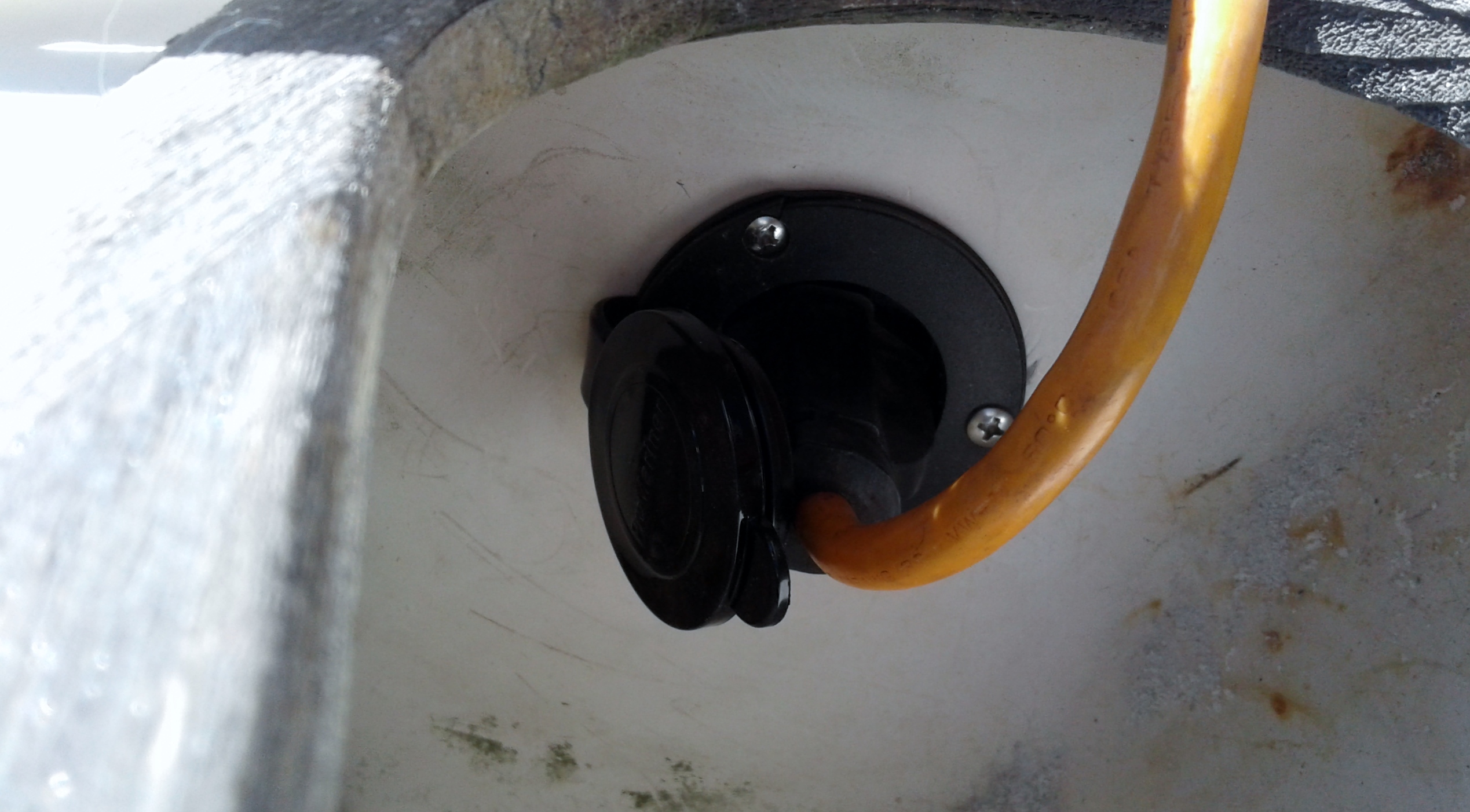 Power inlet project 5 shore power in, power strip (1).jpg