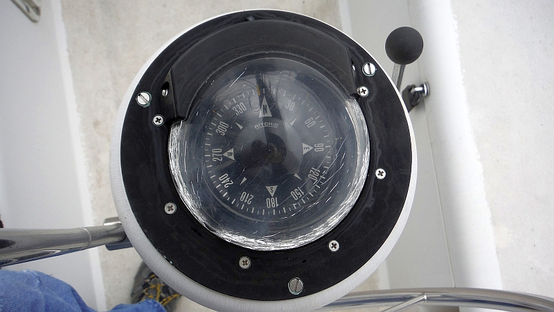Ritchie Compass-Binnacle 1978 H30C 2.jpg