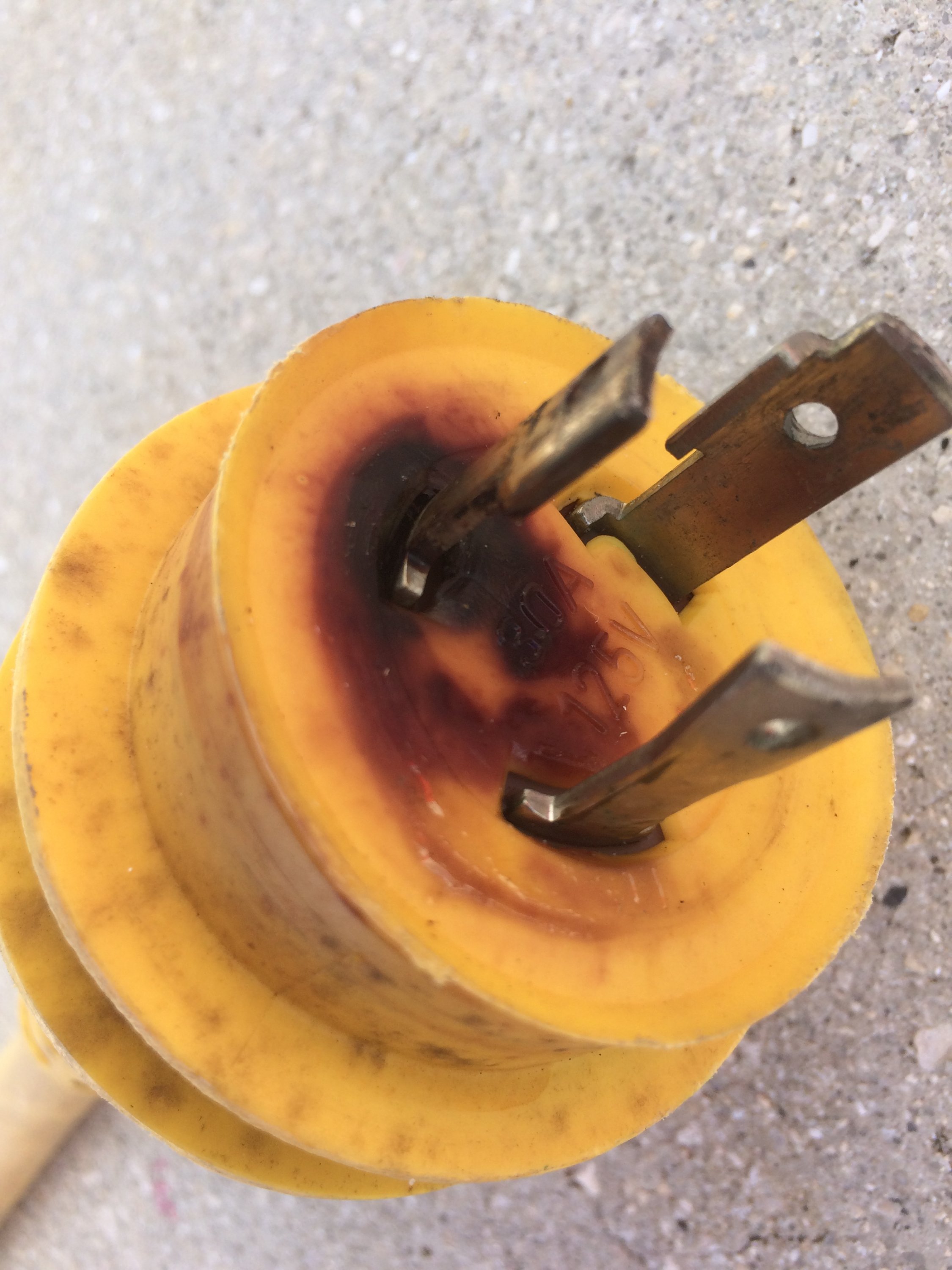 SCORCHED PLUG.JPG