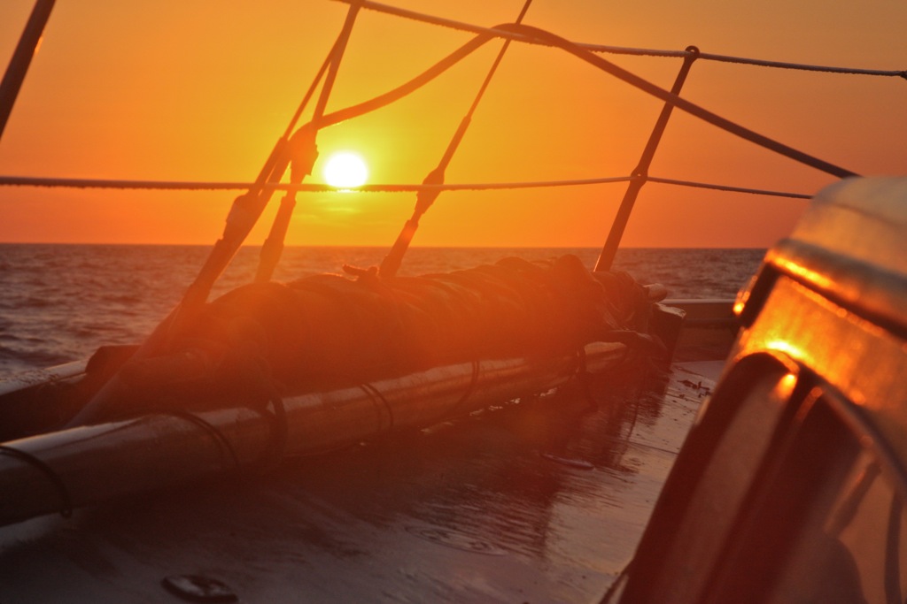 Setting sun Gulf.jpg