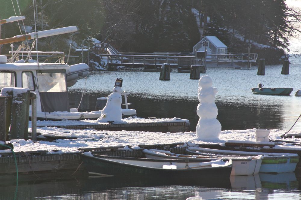 Snowmen from Holland.jpg