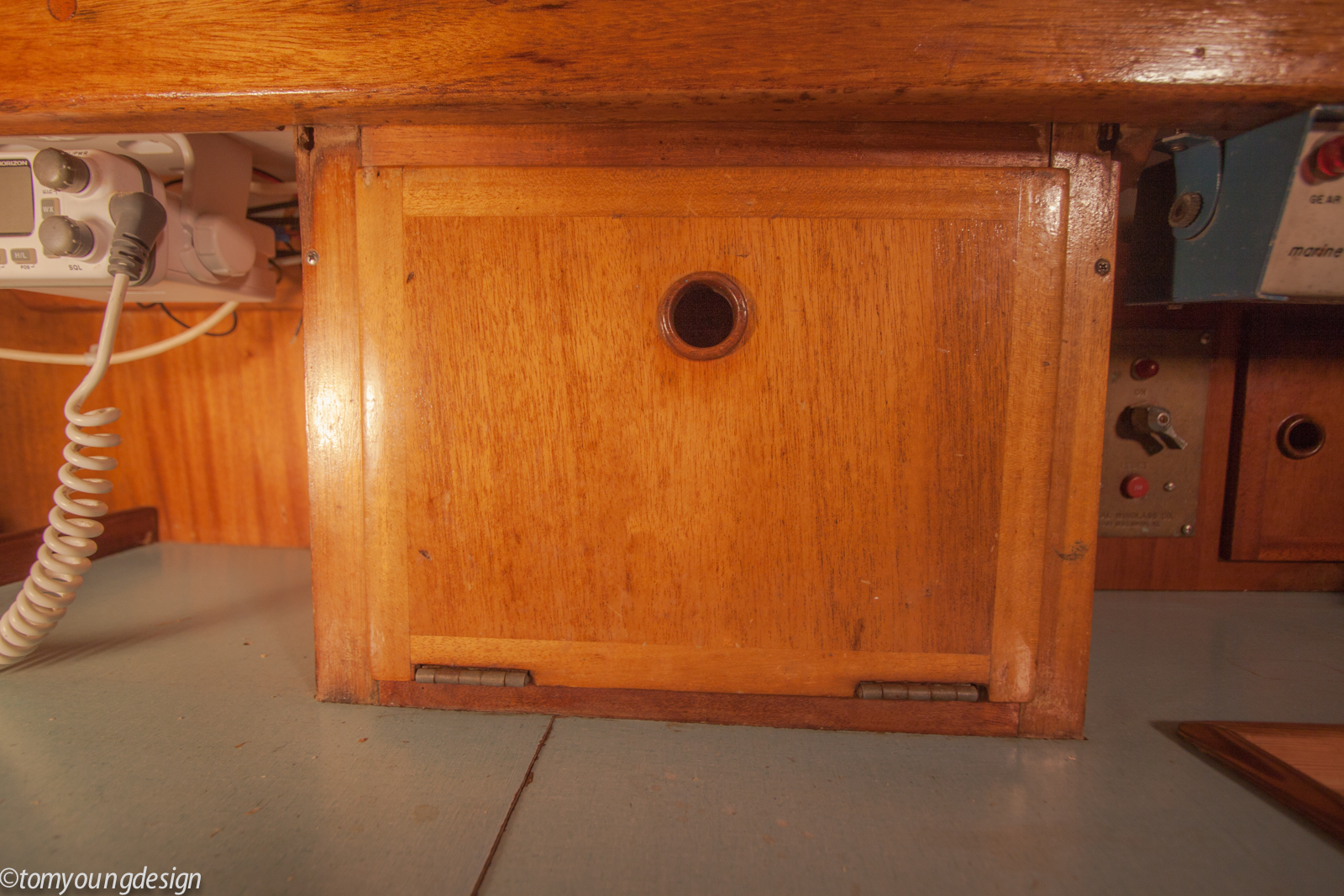 Switch panel closed 2.jpg